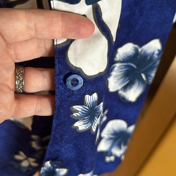Vintage Reliq Industries Blue Floral Hawaiian Shirt Size Large - Picture 6 of 7